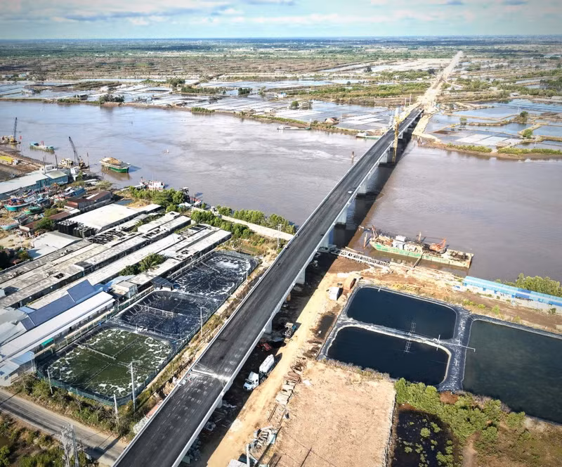 An aerial view of Ganh Hao Bridge (Photo: baophapluat.vn)