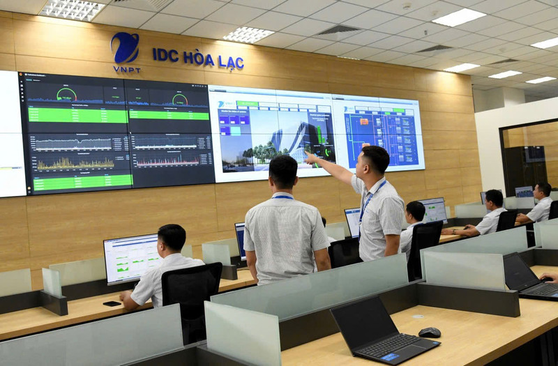 VNPT’s data centre system applies the ISO 50001 energy management standard alongside international security standards, improving energy efficiency and lowering operating costs for customers. (Photo: VNPT)