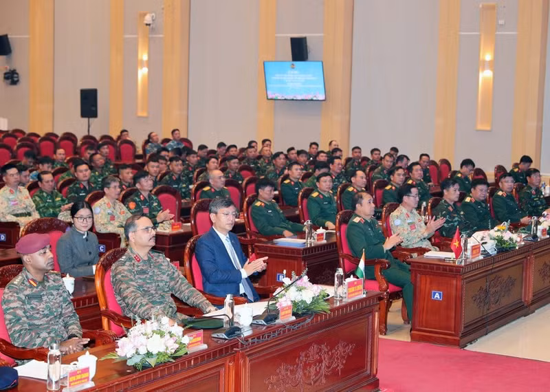 Delegates attend the closing ceremony of the 2025 Viet Nam–India bilateral army exercise on United Nations peacekeeping operations on November 27 (VNA)