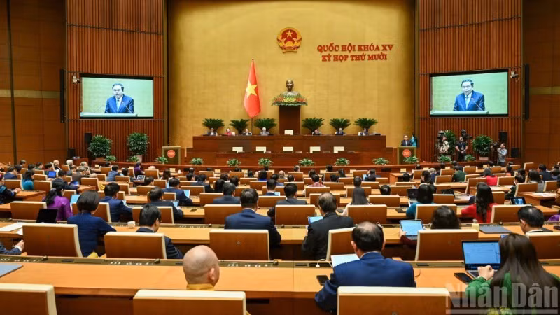 At the closing ceremony of the 15th NA's 10th session (Photo: DUY LINH)