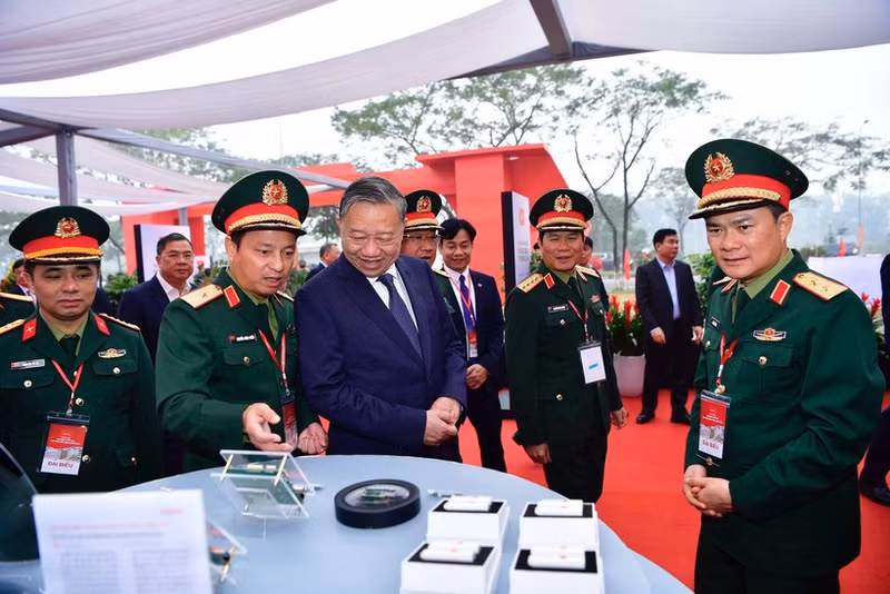 Party General Secretary To Lam at the ground-breaking ceremony of Viettel Group's semiconductor chip manufacturing plant at the Hoa Lac High-Tech Park in Ha Noi in January 2026 