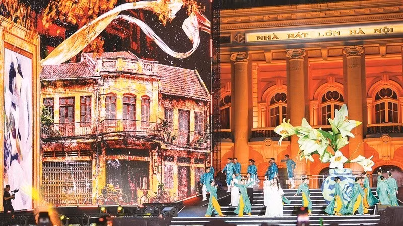 The “Light Concert – Welcome New Year 2026” event organised by Nhan Dan Newspaper in coordination with the Ha Noi People’s Committee. (Photo: THE DAI)