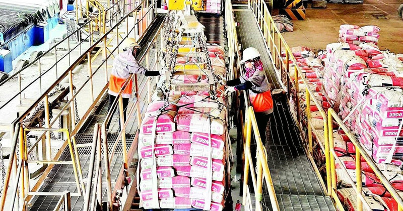 Cement production line at INSEE Company.