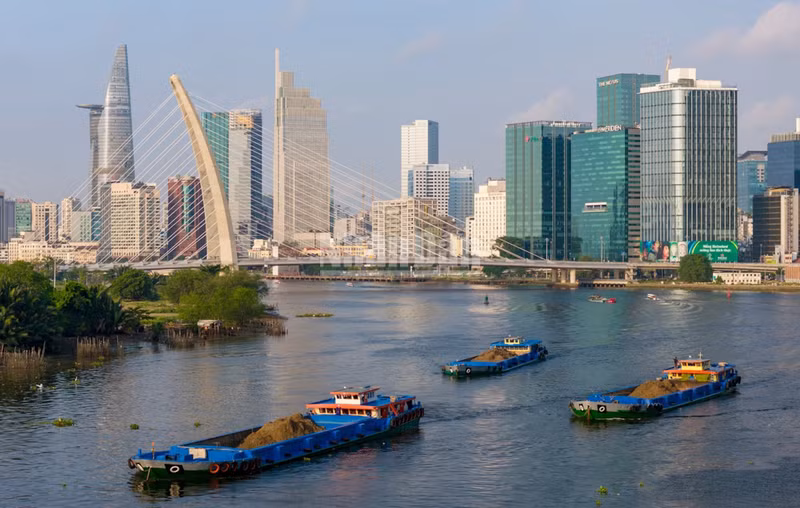 Beyond improving transport convenience, Ba Son Bridge creates a catalyst for Thu Thiem in its journey to become an international financial centre. More than an infrastructure project, the bridge signals a new chapter for one of the country’s most vibrant cities.