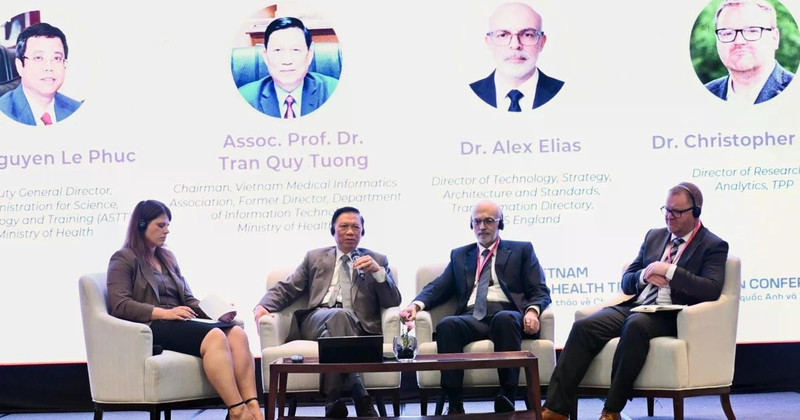 Speakers share information at the event.