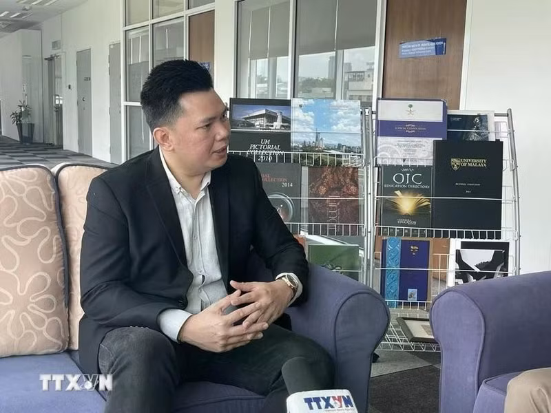 Collins Chong Yew Keat, an analyst on foreign, security, and strategic affairs at University of Malaya (UM) in an interview with the Viet Nam News Agency. Photo: VNA
