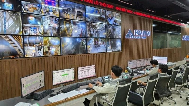 Production control room at Hoa Phat Dung Quat iron and steel complex (Quang Ngai). Photo: Minh Dung
