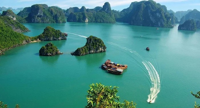 Bai Tu Long Bay in the northern province of Quang Ninh (Photo: vinpearl.com)