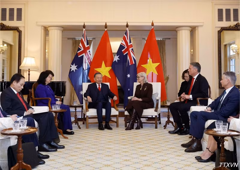 General Secretary of the Communist Party of Viet Nam (CPV) Central Committee and President To Lam meets with Governor-General of Australia Sam Mostyn (Photo: VNA)