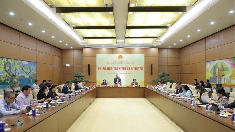 The fourth plenary session of the National Assembly's Committee for People's Aspirations and Supervision, October 2025. (Photo: quochoi.vn)