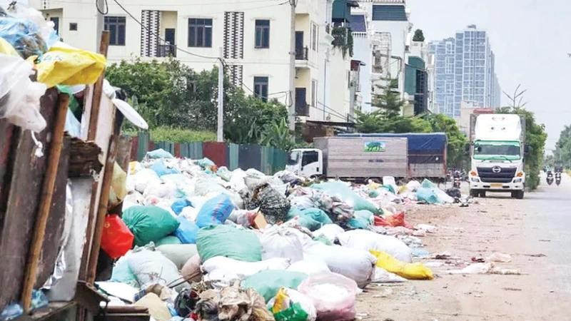 In 2025, the amount of municipal solid waste generated in Viet Nam is about 70 thousand tonnes per day, mainly from urban areas. Illustrative photo.