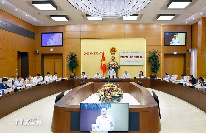 At the second meeting of the National Election Council (Photo: VNA)