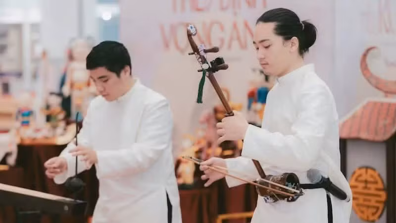 nhac-cu-truyen-thongjpg.jpg