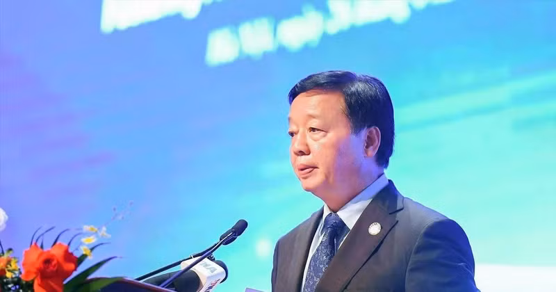 Deputy Prime Minister Tran Hong Ha speaks at the event. (Photo: VNA)