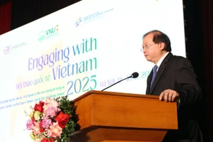 Ta Quang Dong, Deputy Minister of Culture, Sports and Tourism, speaks at the 15th Engaging with Viet Nam Conference. (Photo: SIS)