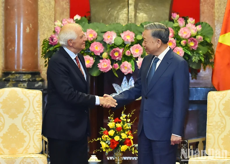 President To Lam welcomes EC's Vice President Josep Borell Fontelles.