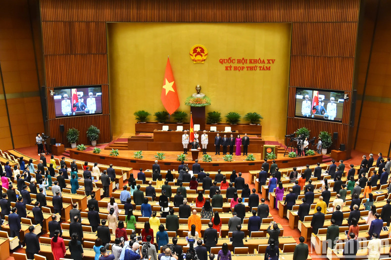 A view of the swearing-in ceremony of President Luong Cuong at Dien Hong Hall (National Assembly House). A view of the swearing-in ceremony of President Luong Cuong at Dien Hong Hall (National Assembly House).