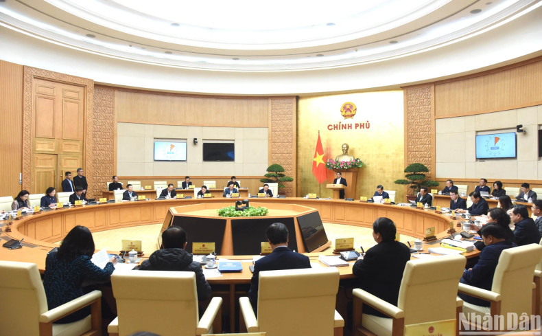 The Government gives opinions on three laws, including Law on amendments and supplements to a number of articles of the Security Guard, the Law on Human Trafficking Prevention and Control (amended), and the Notaries Law (amended); and two proposals for building the Law on Enforcement of Civil Judgments (amended) and the Law on Corporate Income Tax (amended). The Government gives opinions on three laws, including Law on amendments and supplements to a number of articles of the Security Guard, the Law on Human Trafficking Prevention and Control (amended), and the Notaries Law (amended); and two proposals for building the Law on Enforcement of Civil Judgments (amended) and the Law on Corporate Income Tax (amended).