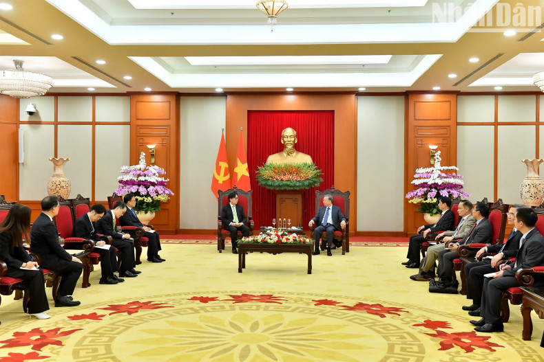 A view of the reception at the Party Central Committee Headquarters