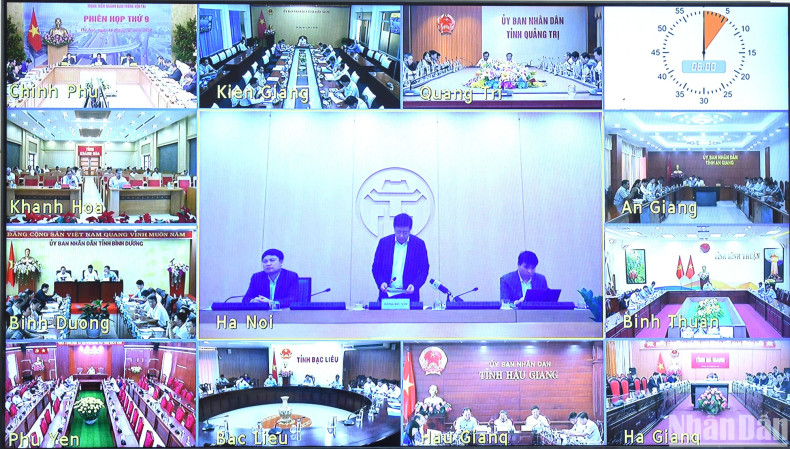 The meeting is held in both in-person and online form, connecting delegates at the Government Headquarters and others in 46 provinces and cities with key national transport projects.