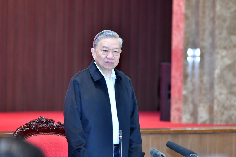 General Secretary To Lam delivers directives during the working session with the Standing Board of the Hanoi Party Committee. General Secretary To Lam delivers directives during the working session with the Standing Board of the Hanoi Party Committee.