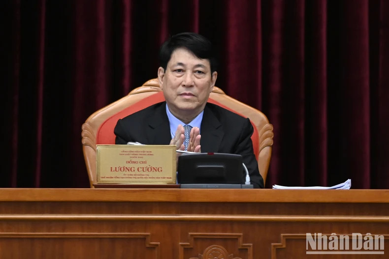 Luong Cuong, Politburo member and permanent member of the 13th Party Central Committee’s Secretariat, attends the closing session of the ninth session of 13th Party Central Committee.