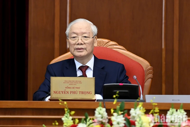 Party General Secretary Nguyen Phu Trong delivers the speech at the closing session of ninth session of 13th Party Central Committee.