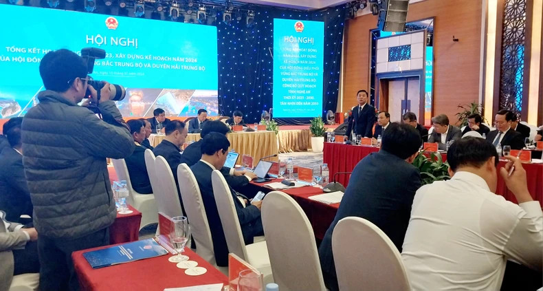 Photo: Many delegates shared opinions and proposed solutions at the conference. Photo: Many delegates shared opinions and proposed solutions at the conference.