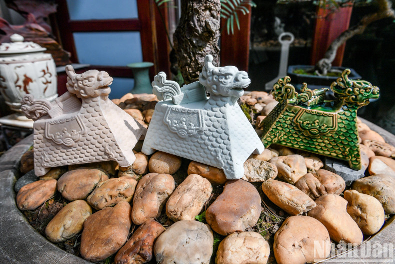 For example, the model of the Long Ma (a legendary creature which is half horse and half dragon) was modelled by Tu from the image of the Long Ma at the Imperial Citadel and the mausoleums of the Nguyen Dynasty kings in Hue.