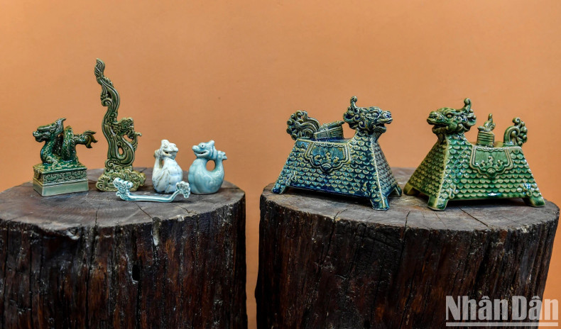 Dragon image products by young artist Tran Anh Tu.