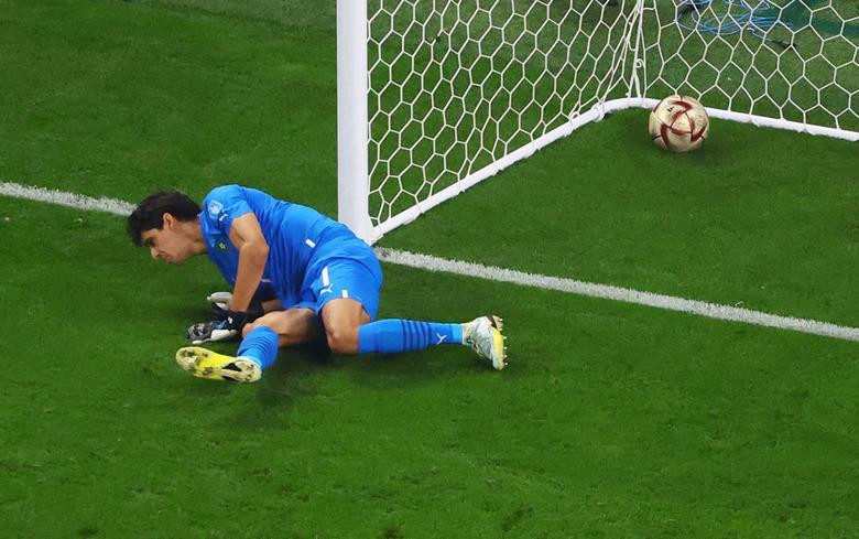 Croatia's Josko Gvardiol scores their first goal past Morocco's Yassine Bounou. (Photo: REUTERS) Croatia's Josko Gvardiol scores their first goal past Morocco's Yassine Bounou. (Photo: REUTERS)