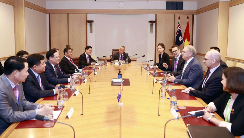 At the reception for Minister for Trade and Tourism Don Farrell. (Photo: VNA)