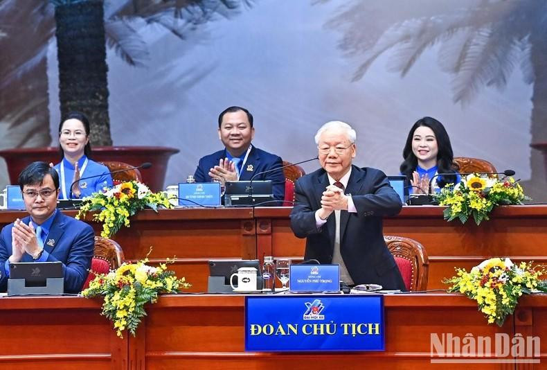 Party General Secretary Nguyen Phu Trong attends the plenary session of the 7th National Congress of the Ho Chi Minh Communist Youth Union.
