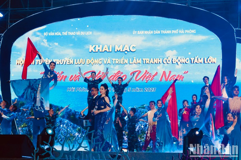 A performance by the Centre for Information, Exhibition and Cinema at the event (Photo: Hai Phong Department of Culture and Sports) A performance by the Centre for Information, Exhibition and Cinema at the event (Photo: Hai Phong Department of Culture and Sports)
