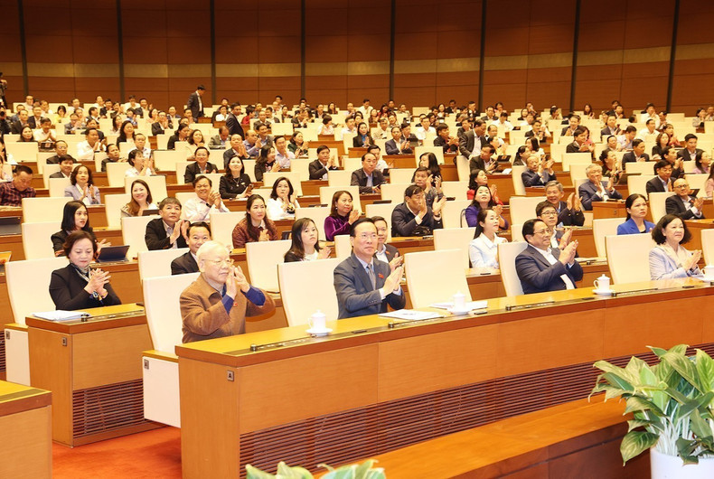 General Secretary Nguyen Phu Trong and delegates at the meeting. (Photo: VNA)