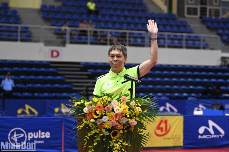 Arbitrator Nguyen Tien Hung attends the event