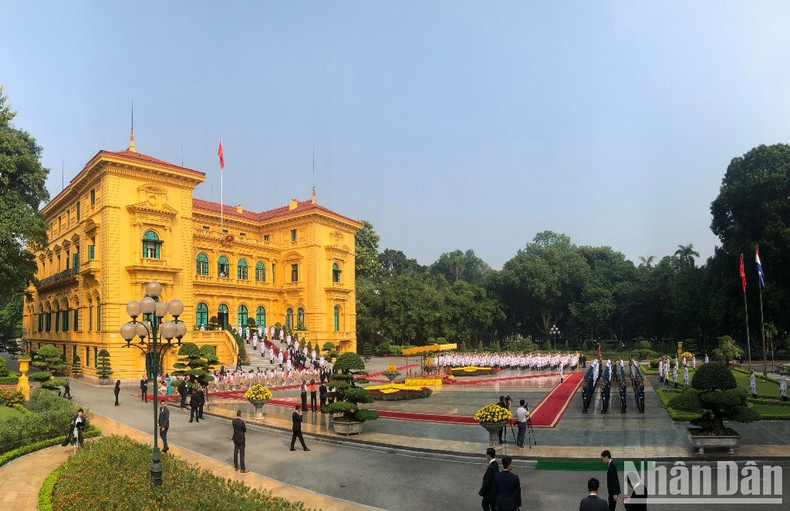 The Presidential Palace - where Prime Minister Pham Minh Chinh welcomes Prime Minister Mark Rutte and the delegation from the Netherlands.