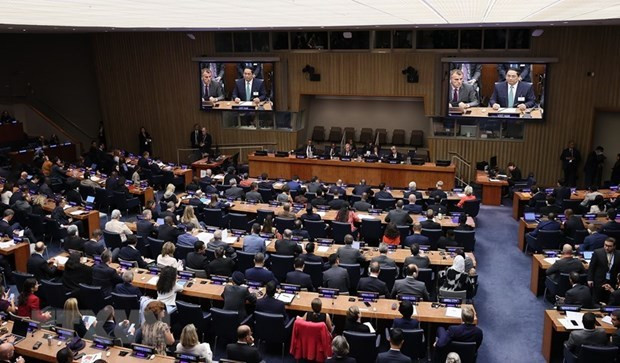 Prime Minister Pham Minh Chinh delivers a speech at the UN Climate Ambition Summit. (Photo: VNA)