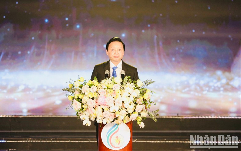 Deputy Prime Minister Tran Hong Ha speaking at the closing ceremony. Deputy Prime Minister Tran Hong Ha speaking at the closing ceremony.