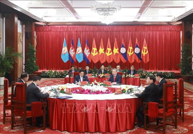 General Secretary of the Communist Party of Vietnam (CPV) Central Committee To Lam holds a high-level meeting with President of the Cambodian People's Party and President of the Cambodian Senate Hun Sen, and General Secretary of the Lao People's Revolutionary Party and President of Laos Thongloun Sisoulith in Ho Chi Minh City on February 22. (Photo: VNA)