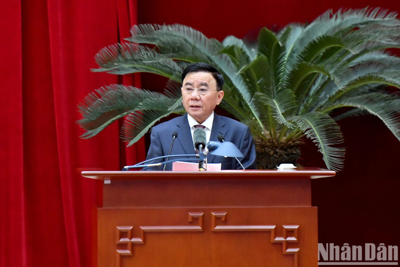 Politburo member Tran Cam Tu speaks at the event Politburo member Tran Cam Tu speaks at the event