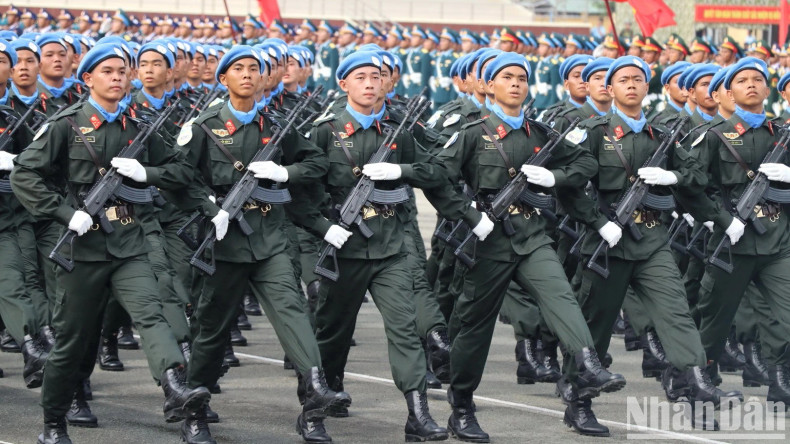 Male Peacekeeping officers