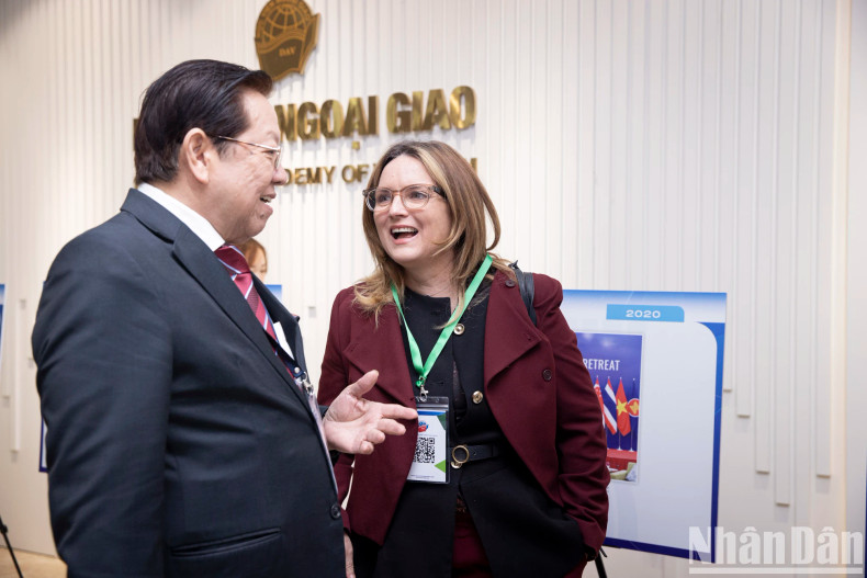 On the morning of February 25 at the Diplomatic Academy, parallel panel discussions were held on “Women, Peace, and Security: Digital Transformation for Sustainable Peace” and “Advancing Smart Agriculture for Regional Food Security.”