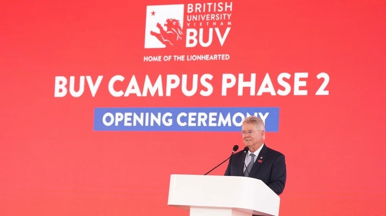 Professor Raymond Gordon, President and Vice-Chancellor of British University Vietnam, addresses the event. Professor Raymond Gordon, President and Vice-Chancellor of British University Vietnam, addresses the event.