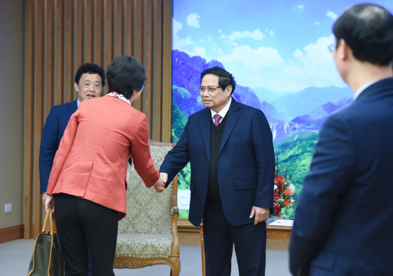 The government leader receives members accompanying FAO Director General The government leader receives members accompanying FAO Director General