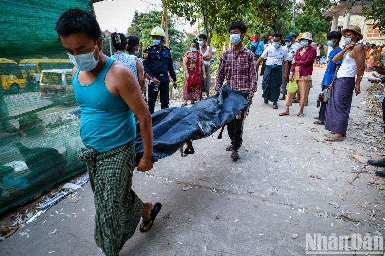The victim, Su Wai Mar Nyein, a 33-year-old woman who lived in room 23 of the building, is handed over to Myanmar’s authorities and her family.