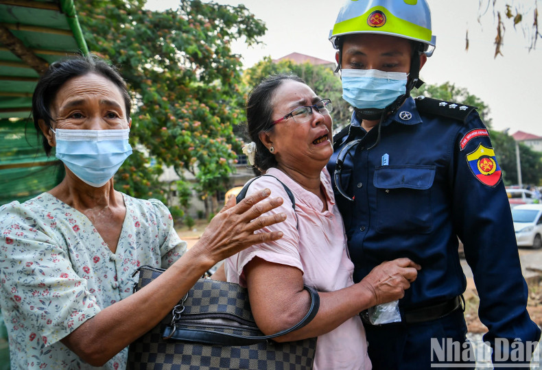 Outside, the relatives of those still trapped could not hide their grief.
