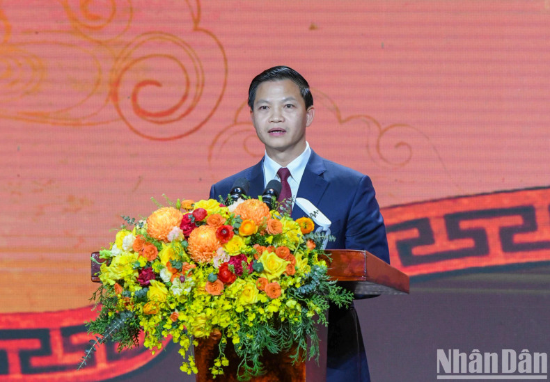 Chairman of the Bac Ninh Provincial People's Committee Vuong Quoc Tuan delivering a speech at the celebration. Chairman of the Bac Ninh Provincial People's Committee Vuong Quoc Tuan delivering a speech at the celebration.