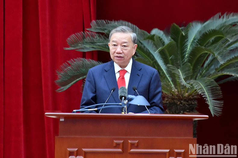 General Secretary To Lam speaks at the meeting General Secretary To Lam speaks at the meeting