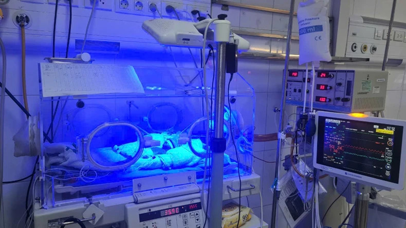 Preterm infant care at Bac Ninh Provincial General Hospital.